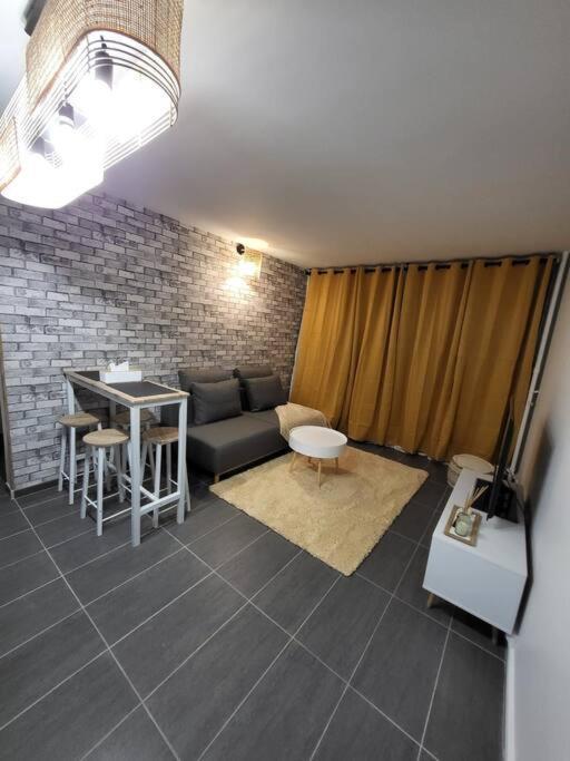 Pepite Entre Paris Et Versailles Apartment Chaville Exterior foto