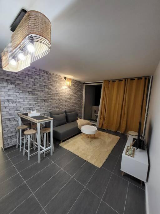 Pepite Entre Paris Et Versailles Apartment Chaville Exterior foto
